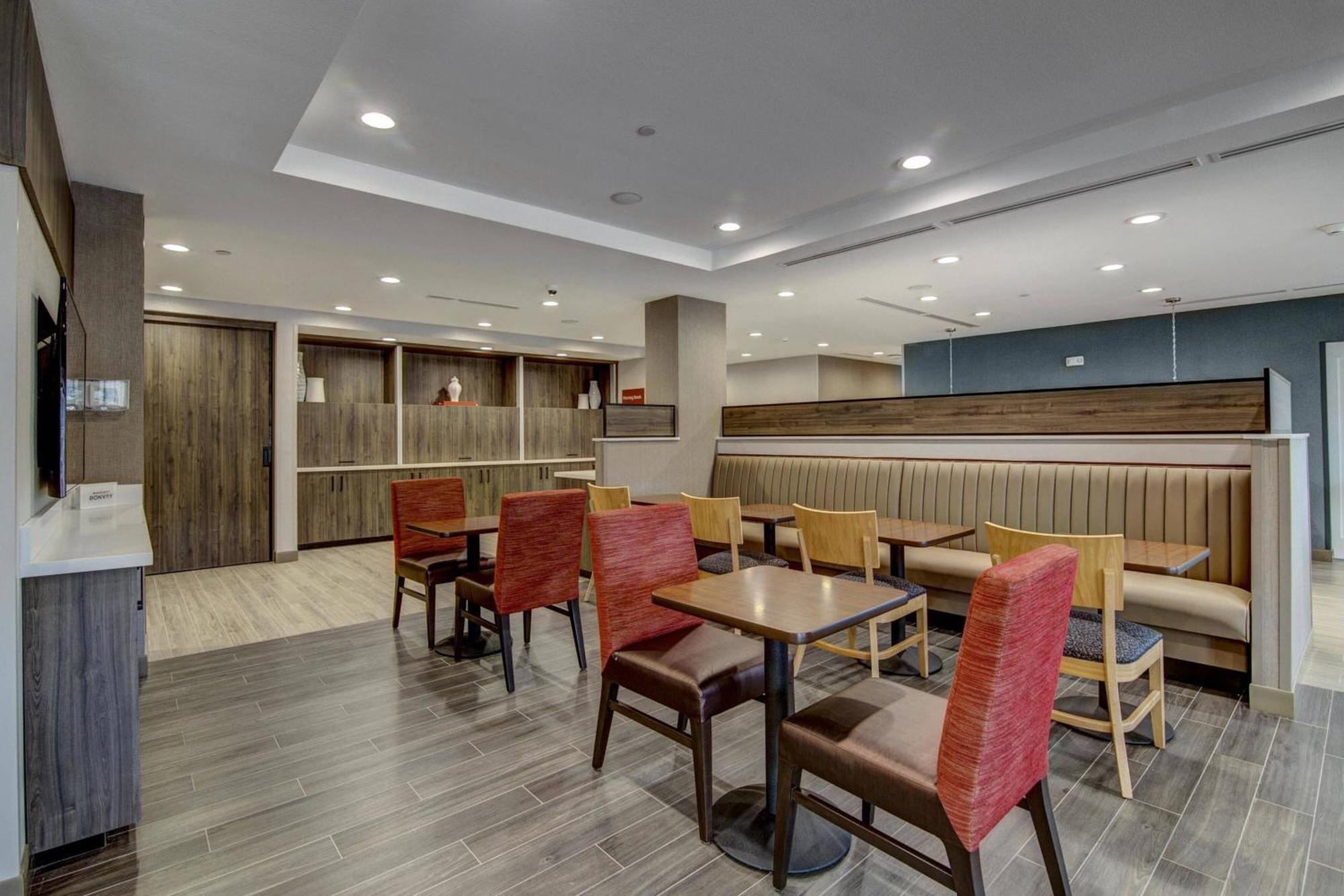 Towneplace Suites By Marriott Houston Hobby Airport Exterior foto
